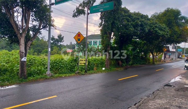 Dijual Tanah Strategis 1.879 Meter Persegi di Jalan Raya Cangkringan Dekat Kantor Kecamatan Pakem Sleman