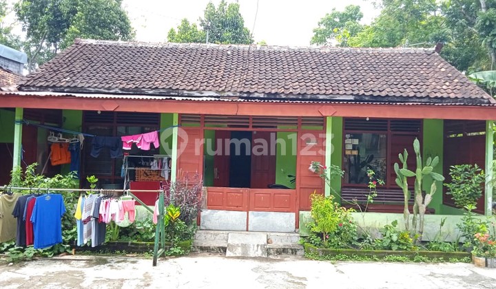 Rumah Tinggal di Jl Karangmojo Km 3, Gunungkidul, Yogyakarta