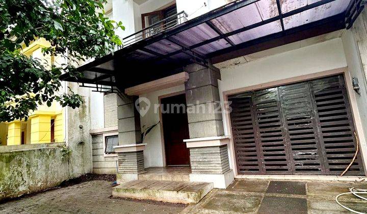 Rumah Bagus Luas Strategis di Delatinos, BSD City 1