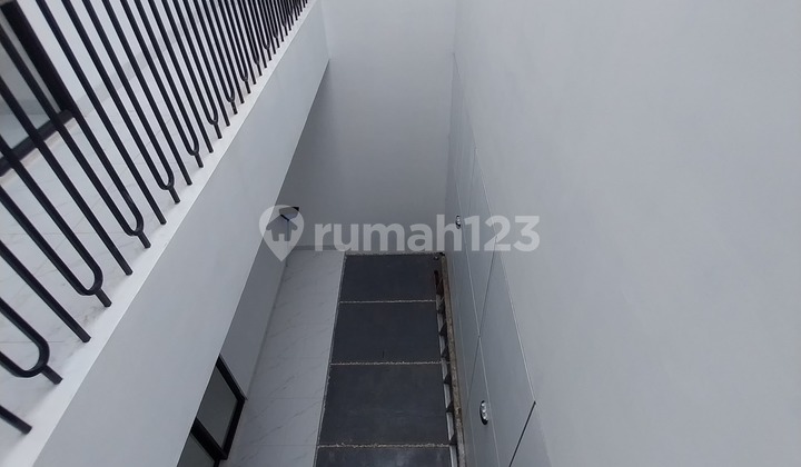 Rumah Baru Cantik Menarik Kencana Loka Bsd Rumah Baru Cantik Menarik Kencana Loka Bsd