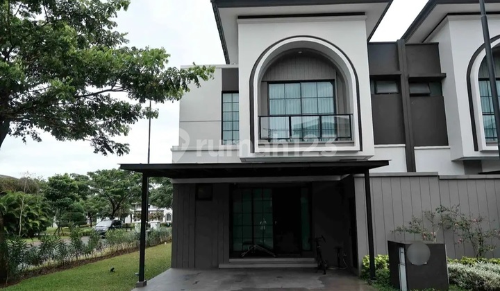 Elegant Grand House Ready to Occupy Hiera Welton BSD City