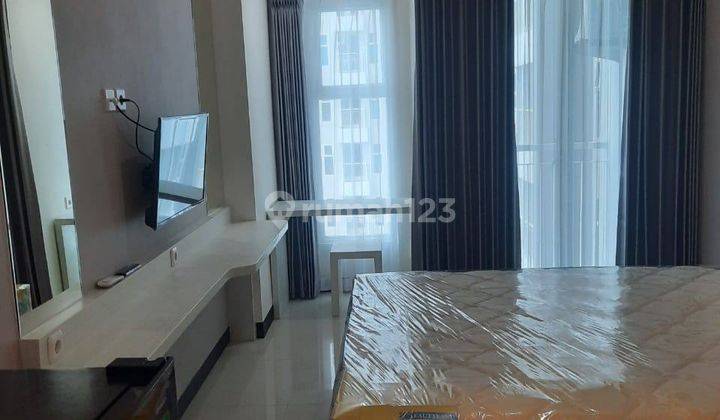 Lantai Rendah , Unit 1 BR Yg Luasan Besar Apartement Amor 2