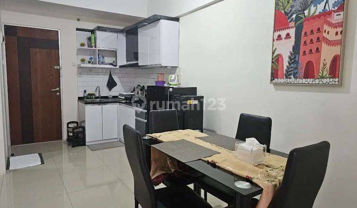 2 BR Jadi 1 BR Apartemen Gunawangsa Merr, View City 1