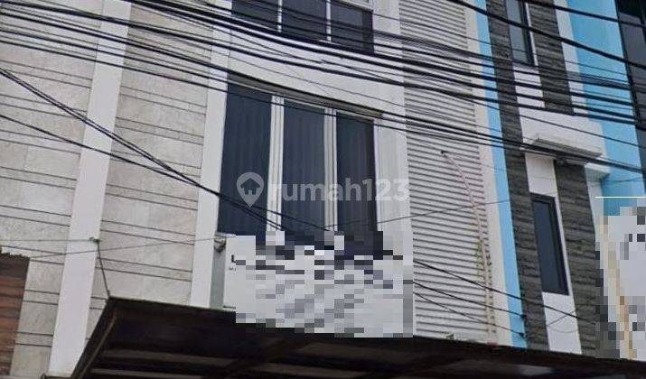 Ruko di Taman Kopo Indah 1 Bandung, Lokasi Strategis
