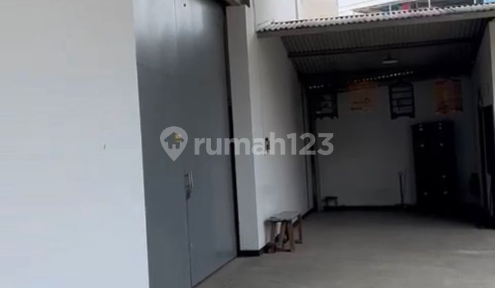 Ruang Usaha Luas di Moh Toha Bandung Cocok Untuk Gudang Ekspedisi