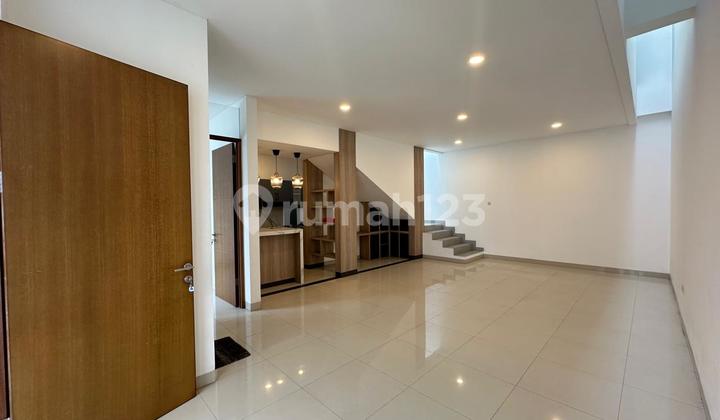 Dijual Rumah Modern 2 Lantai Luas Strategis di Pasirsalam Bandung