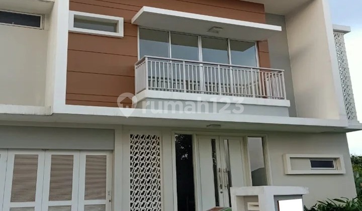Rumah 2 Lantai di Summarecon Bandung Dekat dengan Club House