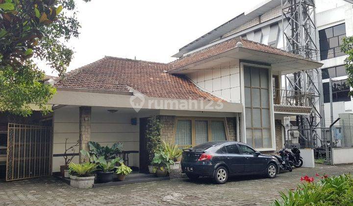 Rumah Cocok Untuk Ruang Usaha di Mainroad Supratman Bandung 1