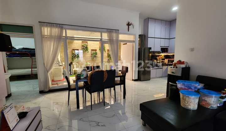 Rumah Terawat Minimalis 1 Lantai Strategis di Batununggal Rumah Terawat Minimalis 1 Lantai Strategis di Batununggal