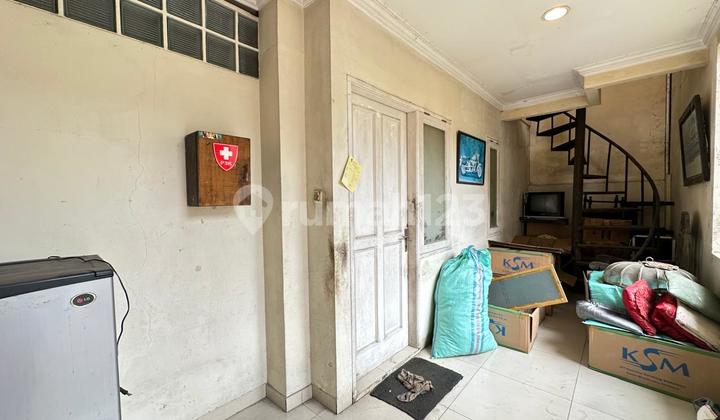 Rumah Mewah Luas Siap Huni di Kawasan Kota Baru Parahyangan 2