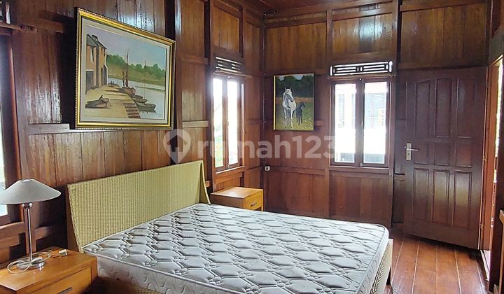 Rumah Konsep Kayu Sejuk dan Asri di Kawasan Pondok Hijau Bandung Rumah Konsep Kayu Sejuk dan Asri di Kawasan Pondok Hijau Bandung