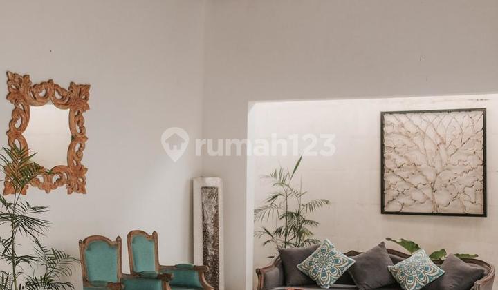 Villa Modern Full Furnished Ternyaman Di Kuta Bali