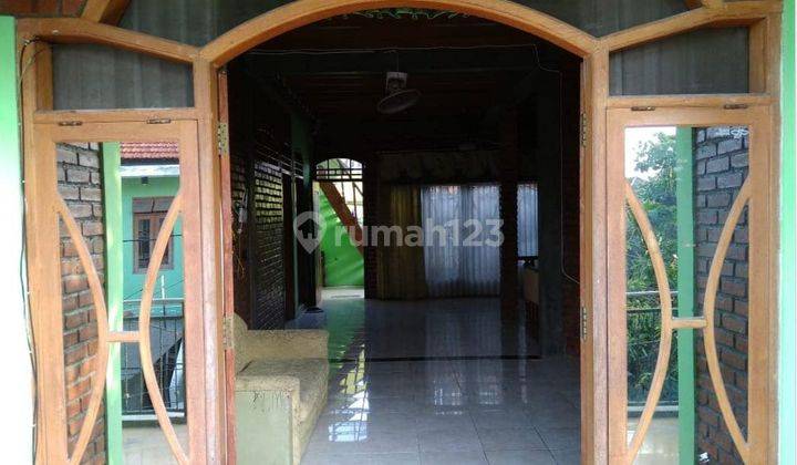 Rumah 2.5 Lantai full kayu dengan 5 Kamar Tidur di Mulyosari SBY 2