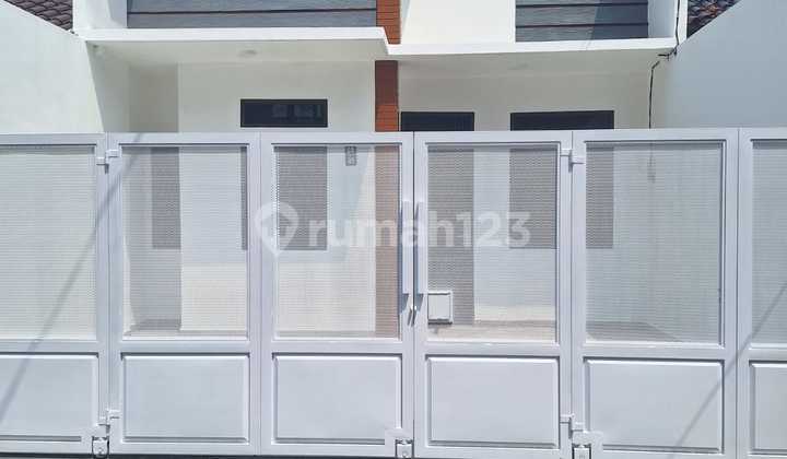 For sale, ready-to-occupy house in Bumyagara Graha Harapan, Mustikajaya, East Bekasi. For sale, ready-to-occupy house in Bumyagara Graha Harapan, Mustikajaya, East Bekasi.