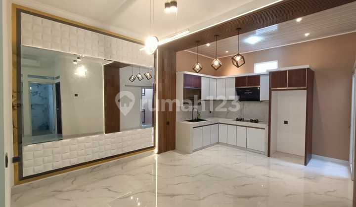 Rumah Baru Mewah Semi Furnish Dalam Cluster Di Margahayu Raya  2