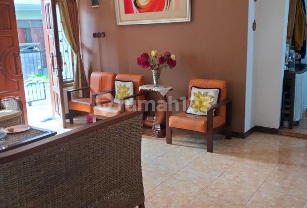 Rumah 2 Lantai Kondisi Terawat di Antapani Mas 3 Kamar Ada Garasi 2