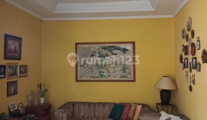 Rumah Mewah Terawat Posisi Hook di Kopo Permai Dekat Akses Tol 2