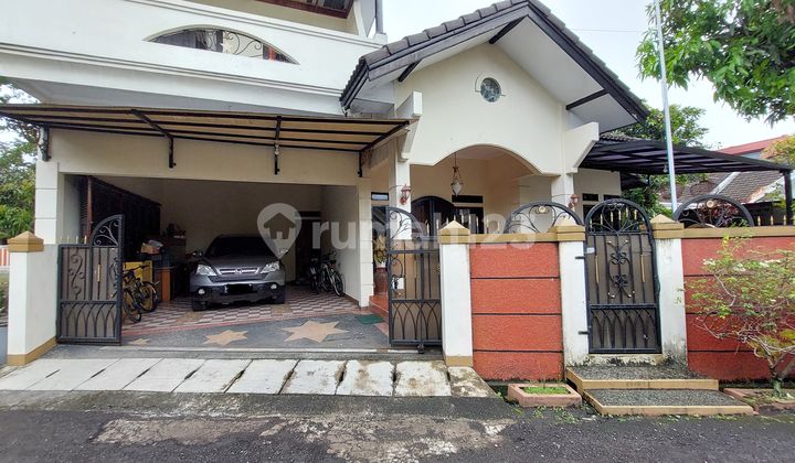 Rumah Bagus Hook 2 Lantai di Puri Permata Arcamanik