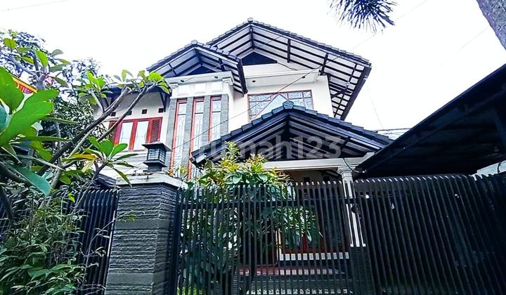 Rumah Mewah Semi Furnished Lokasi Strategis Di Antapani Bandung