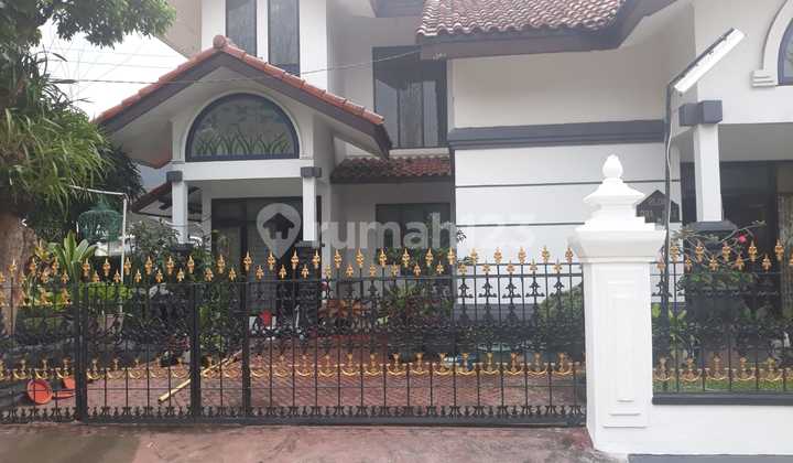 Rumah Mewah Terawat Posisi Hook di Kopo Permai Dekat Akses Tol