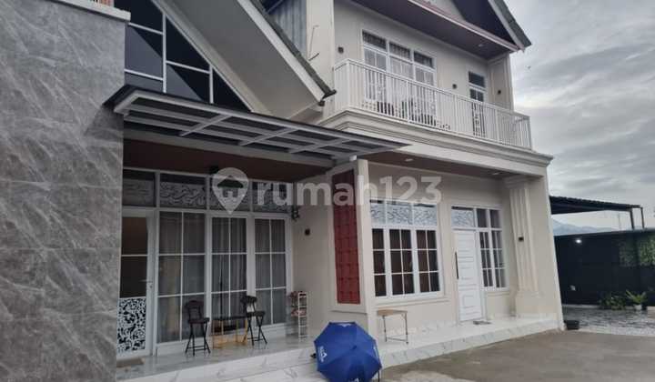 Beautiful Villa House Hook Semi Furnished in Ciparay, South Bandung 2