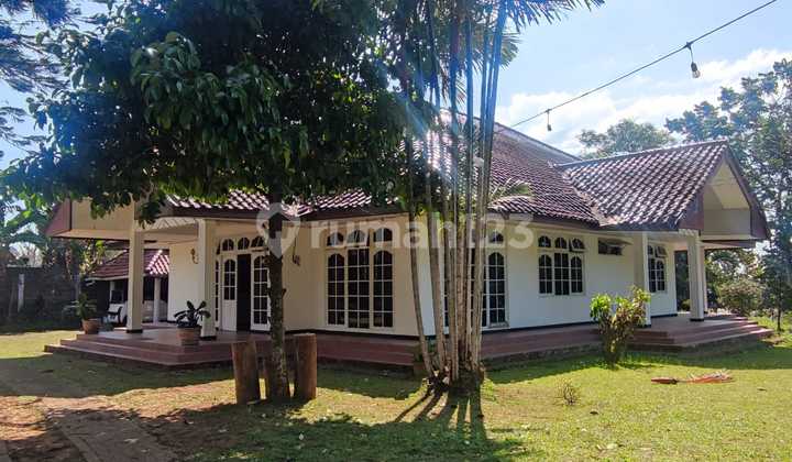 Wide Affordable Villa in Cisarua, Puncak Bogor