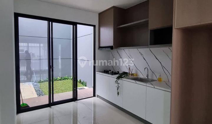 Disewakan Rumah Siap Huni di Emerald Bintaro Sektor 9 2