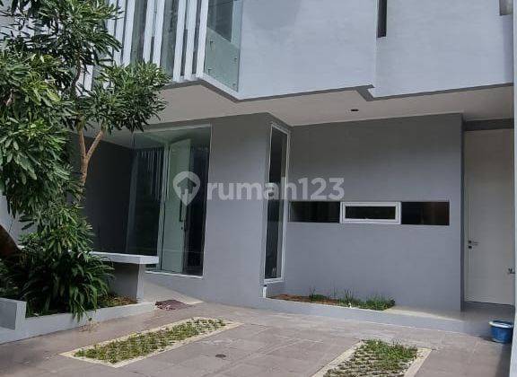 Rumah Siap Huni, Bagus di Area Premium Bintaro Jaya Sektor 9 1