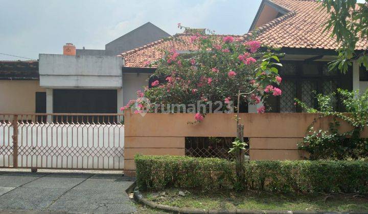 Rumah Hitung Tanah Dan Lokasi Strategis Bintaro