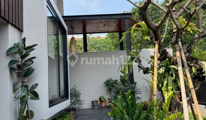 Rumah Desain Mezzanine Modern di Bangka Mampang 2