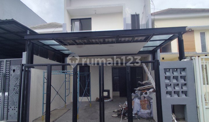 Rumah 2 Lantai Gunung Anyar Desain Elegan, Strategis