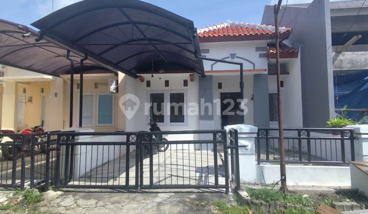 Rumah Medokan Asri, Surabaya Selatan, Siap Huni Strategis Dekat Rs Eka Candrarini Rumah Medokan Asri, Surabaya Selatan, Siap Huni Strategis Dekat Rs Eka Candrarini