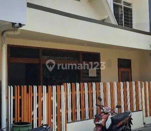 Rumah Sulung, Surabaya, Baru Renovasi Total, Strategis 1