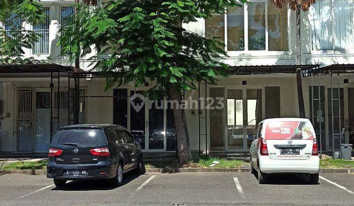 Ruko San Antonio Pakuwon City Unit Jejer, Strategis 1