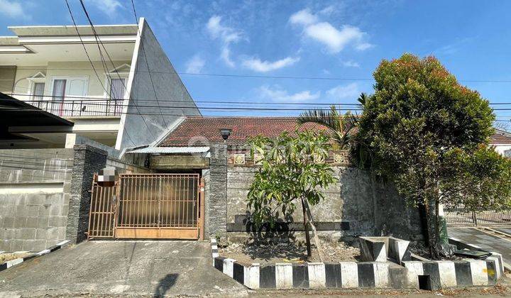 Rumah Kupang Indah, Surabaya Barat, Strategis 1