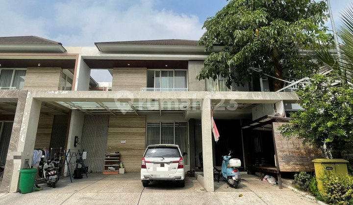 Minimalist Tourism House at Bukit Mas Grand Palais, Exclusive Cluster 1