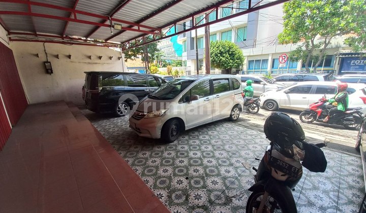 Two-Storey Shop House in Pucang, East Surabaya, Strategic Location, Move-In Ready Two-Storey Shop House in Pucang, East Surabaya, Strategic Location, Move-In Ready