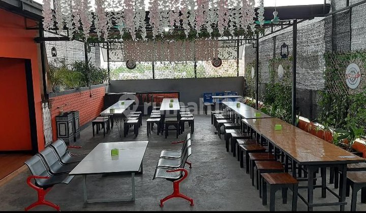 Ex. Cafe & Resto Zero Building, Krikilan Main Road, Driyorejo Ex. Cafe & Resto Zero Building, Krikilan Main Road, Driyorejo