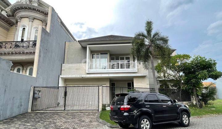 Rumah Mewah Minimalis Graha Family, Blok Favorit 1