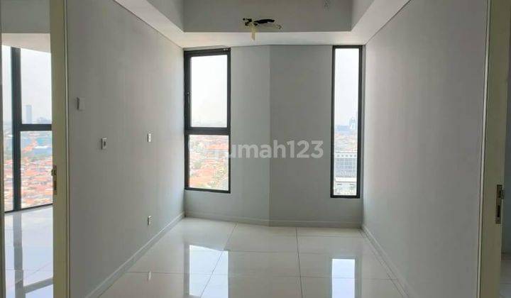 Apartemen Belleview Dekat Raya Manyar Kertoarjo, Strategis 1