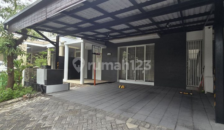 Rumah Royal Residence Cluster Harewood, Surabaya Barat, Strategis 2