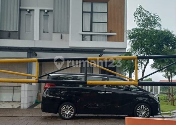 Rumah 2 Lantai Minimalis Grand Kenjeran, Rumah Direnovasi Tambah Ruang Semi Furnished