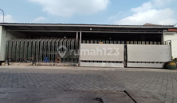 Murah Hitung Tanah 6,3 Juta/M2 ‼️ Rumah Usaha di Kebonsari Surabaya Selatan Murah Hitung Tanah 6,3 Juta/M2 ‼️ Rumah Usaha di Kebonsari Surabaya Selatan