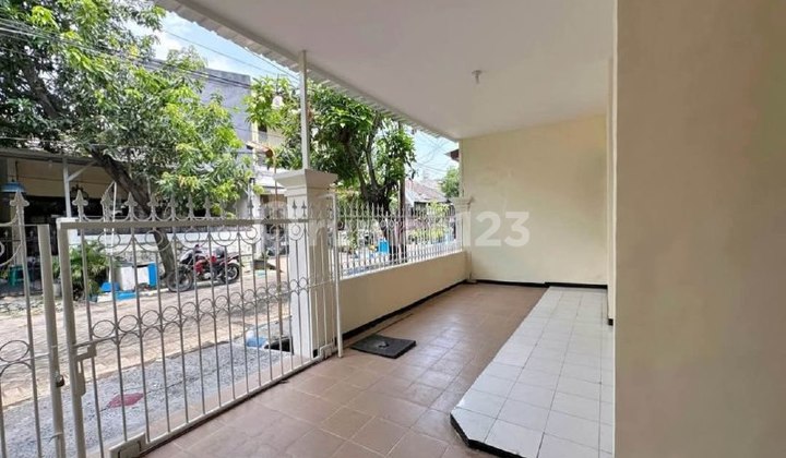 Rungkut Mapan House, South Surabaya, Strategically Located Near Superindo, Raya Merr Soekarno, Tambak Sumur & Juanda Toll Gate Entrances, Upn Rungkut Campus 2