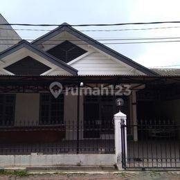 Rumah Nirwana Eksekutif, Surabaya Timur Strategis 1