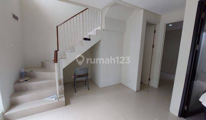 Rumah 2 Lantai North West Lake, Citraland Utara Terawat Siap Huni 2