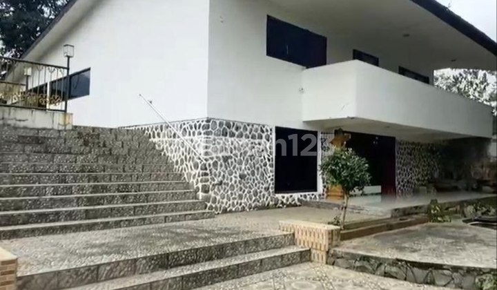 Villa Nol Jalan Raya Trawas, Mojokerto, Dekat Mountain Paradise Villa Nol Jalan Raya Trawas, Mojokerto, Dekat Mountain Paradise
