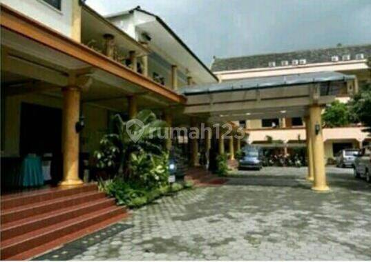 Hotel Bintang 3 Aktif Di Solo, Jawa Tengah, Strategis 2