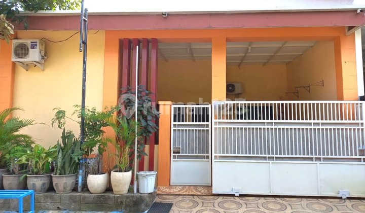 Princess Juanda House, Sedati - Sidoarjo, Row 3 Cars Princess Juanda House, Sedati - Sidoarjo, Row 3 Cars