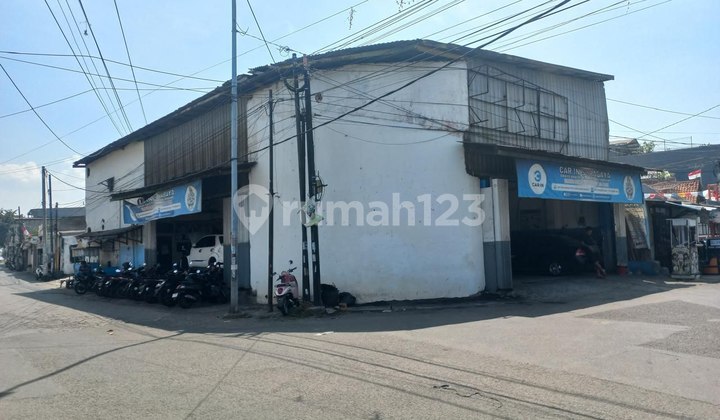 Rumah Usaha/Bengkel Hook Nol Jalan Raya Medokan Semampir, Hadap Selatan-Timur (Hook) 1